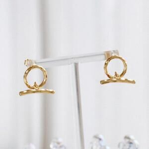 Anthropologie Geometric Circle Bar Stud Earrings
